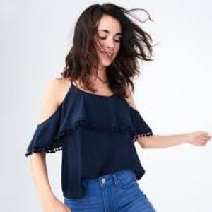 cold shoulder top size small